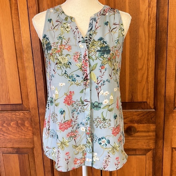 Philosophy Floral Sleeveless High Low Button Down Hidden Placard Polyester Top - Picture 7 of 14
